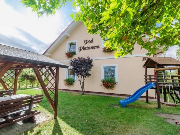 Pod Platanem Hotel Rowy  Buitenkant foto