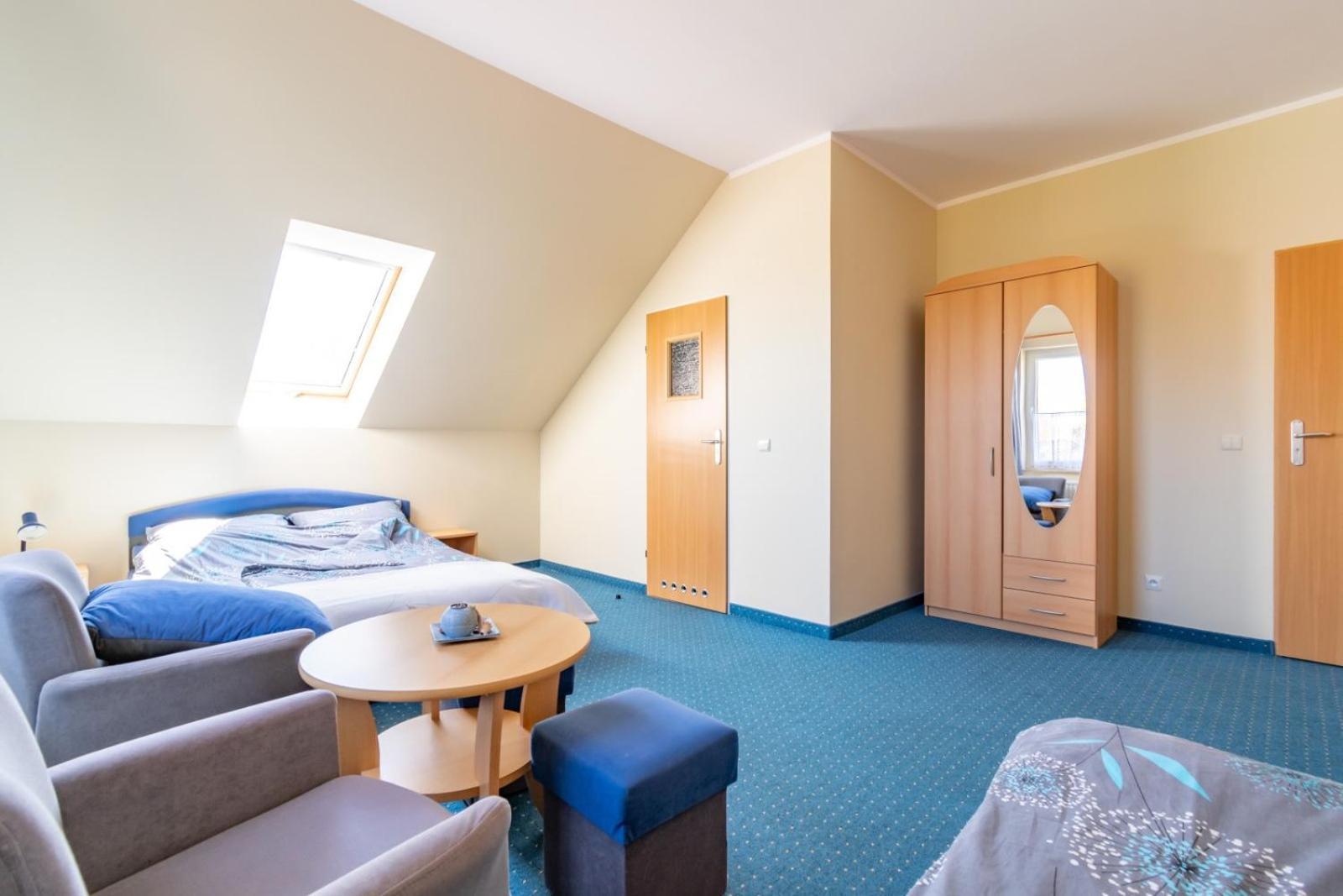 Pod Platanem Hotel Rowy  Buitenkant foto