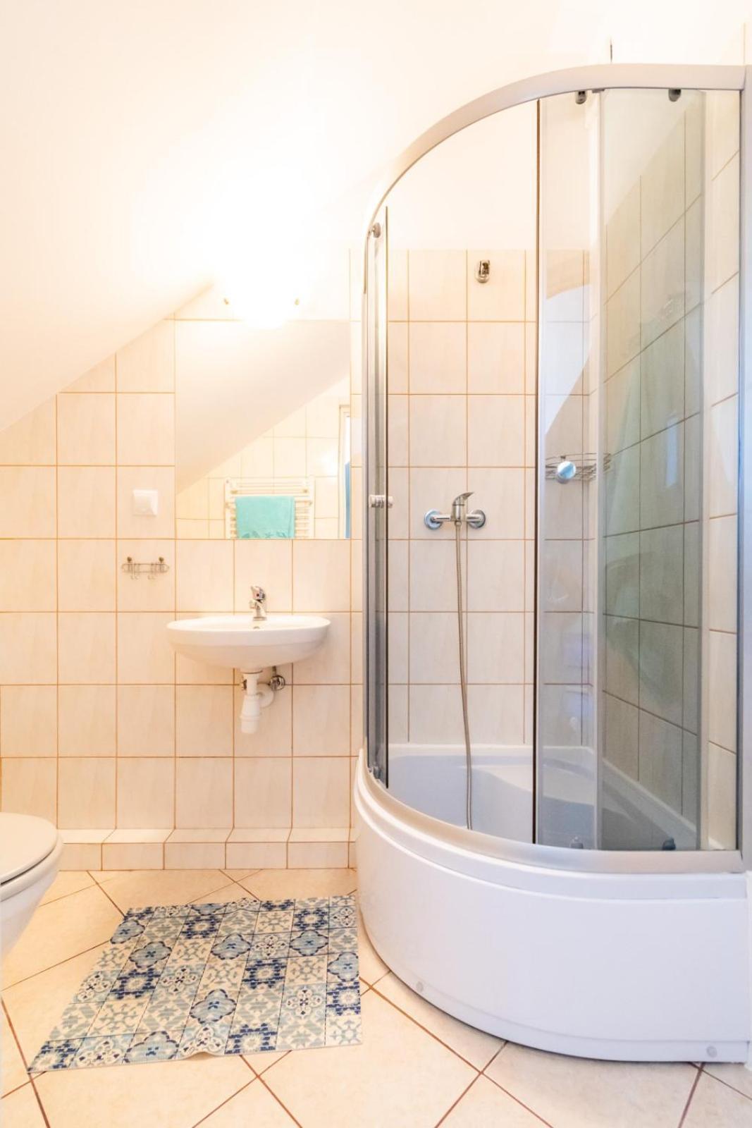 Pod Platanem Hotel Rowy  Buitenkant foto